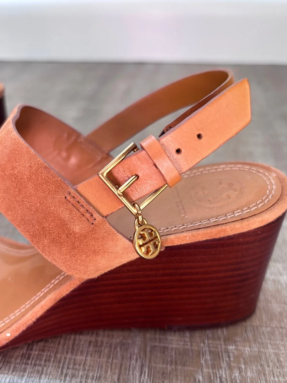 Tory Burch tory burch